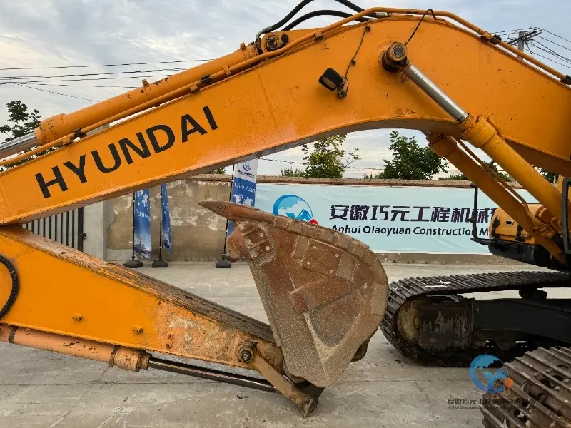 10_2020-Used-Excavator-Hyundai-220LC-9S-20