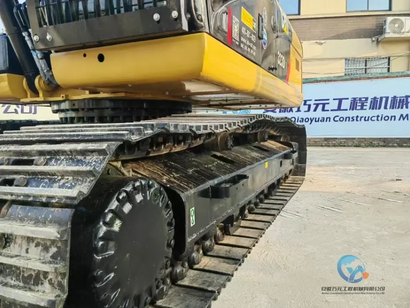 10_2022-Used-Excavator-Caterpillar-323D2L-9
