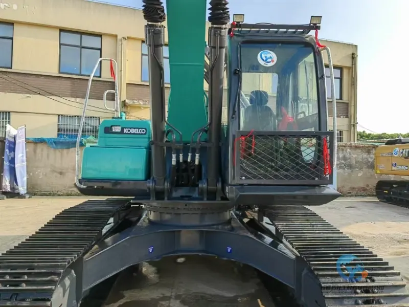 10_2023-Used-Excavator-Kobelco-SK200-2