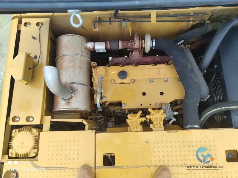 10_Used-Excavator-Caterpillar-323D2L-11