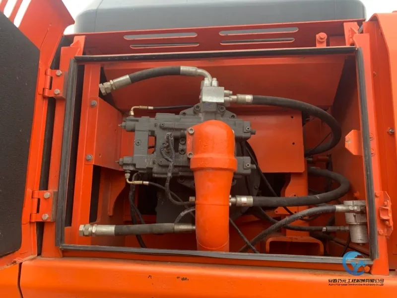 10_Used-Excavator-Doosan-DX420LC-76