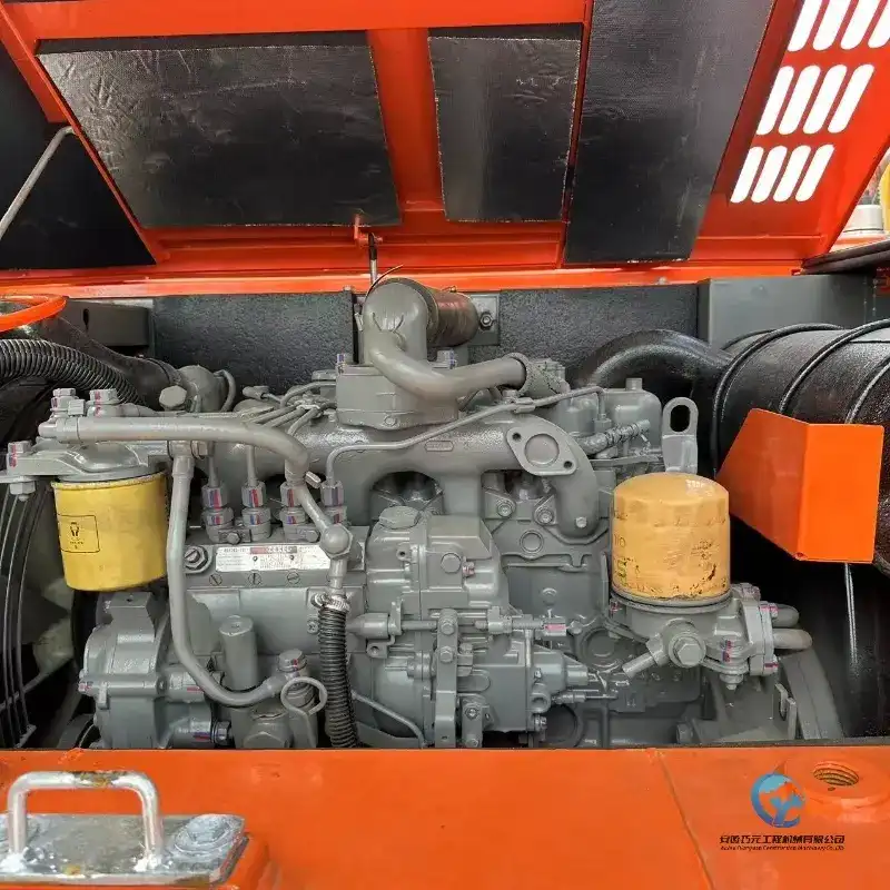 10_Used-Excavator-Hitachi-ZX705