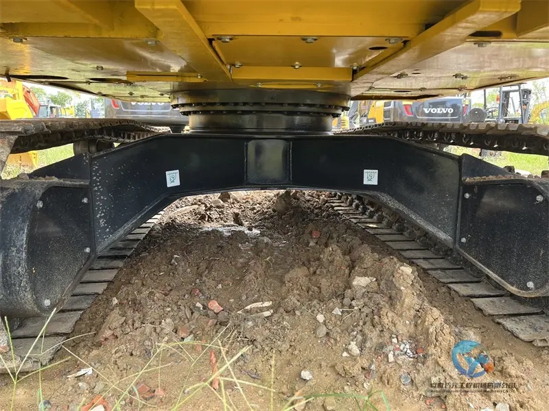 10_Used-Excavator-Komatsu-PC120-8-6