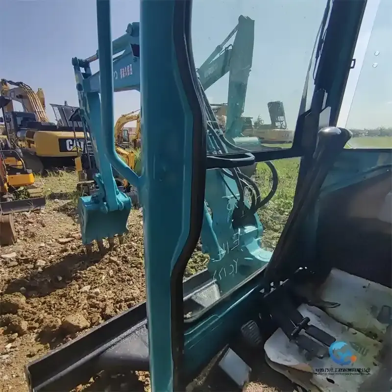 10_Used-Excavator-Kubota-U35S4-1
