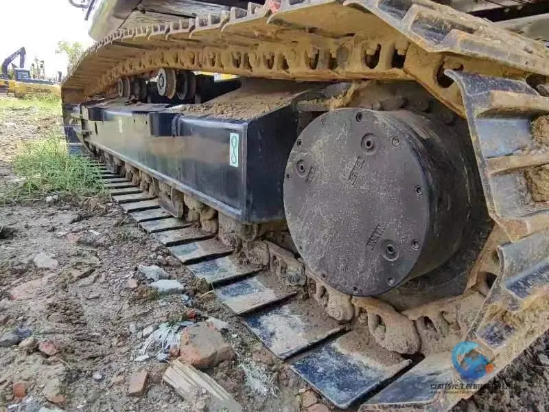 10_Used-Excavator-Sany-235C-17