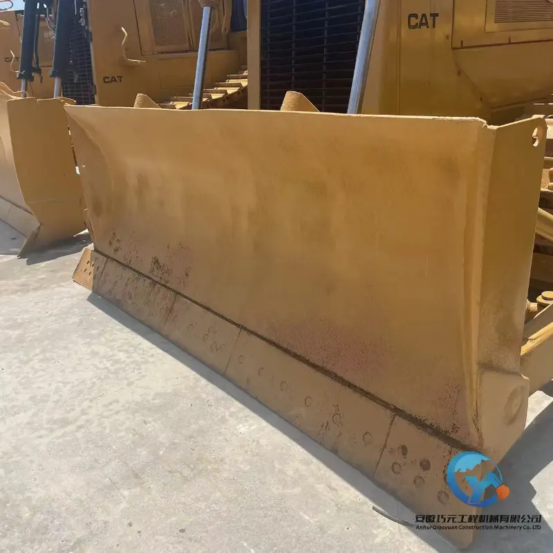 11_CATERPILLAR-D6G7