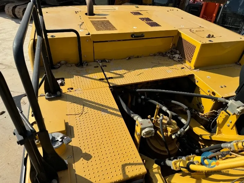 11_Used-Excavator-Caterpillar-336GC-18