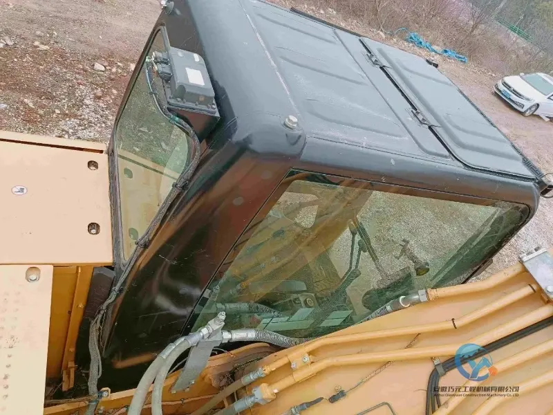 11_Used-Excavator-Caterpillar323GX-4