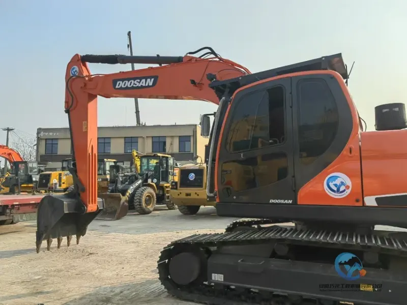 11_Used-Excavator-Doosan-DX225LC-9C-23
