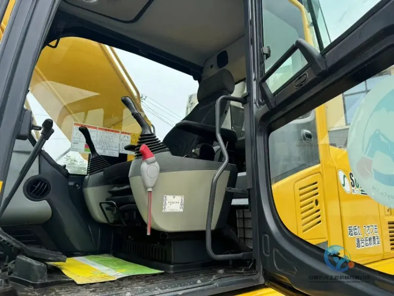 11_Used-Excavator-Komatsu-PC240-8-3