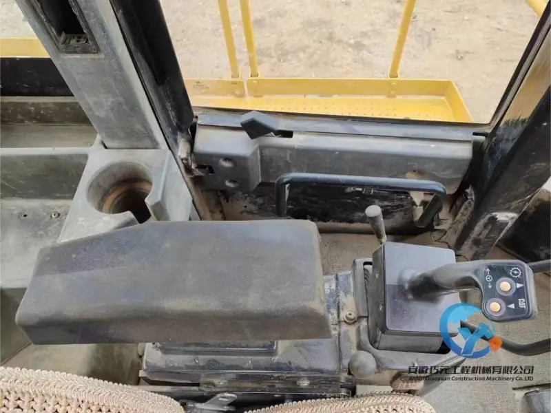 11_Used-Loader-Caterpillar-988H3