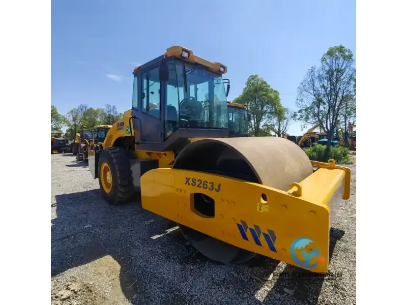 11_Used-Roller-XCMG-XS263J2_WH_800x600px