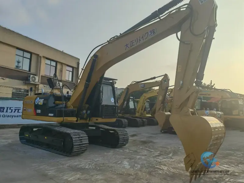 12_2022-Used-Excavator-Caterpillar-320D2-23