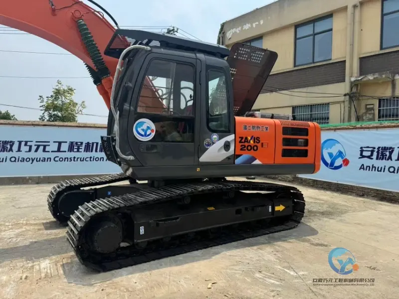 12_2022-Used-Excavator-Hitachi-200-11