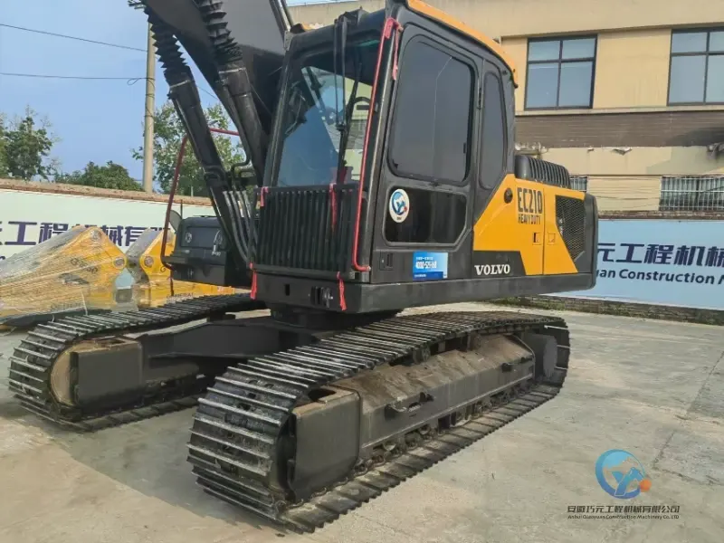 12_2022-Used-Excavator-Volvo-EC210D-7