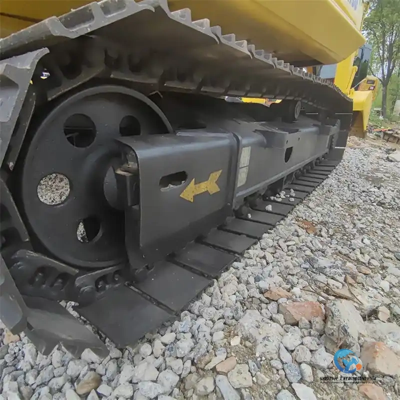 12_Used-Excavator-Komatsu-PC1307
