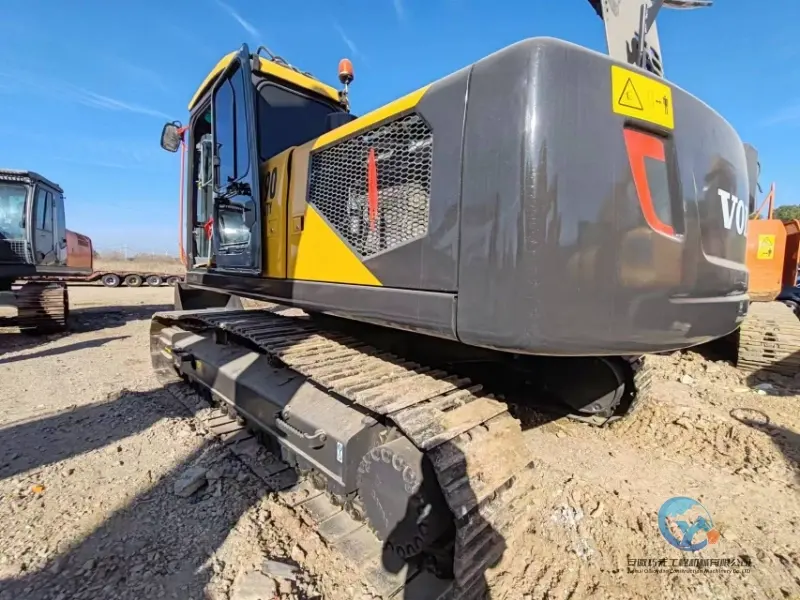 12_Used-Excavator-Volvo-EC290-10