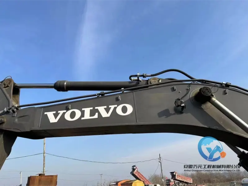 12_Used-Excavator-Volvo-EC380DL6