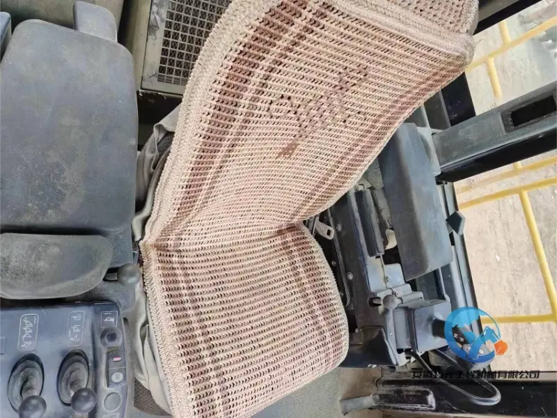12_Used-Loader-Caterpillar-988H4