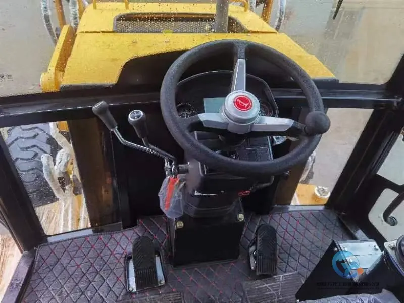 13_Used-Backhoe-Loader-Caterpillar-420F-3
