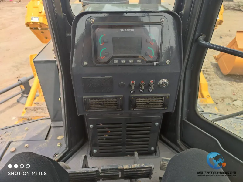 13_Used-Bulldozer-SHANTUI-SD227