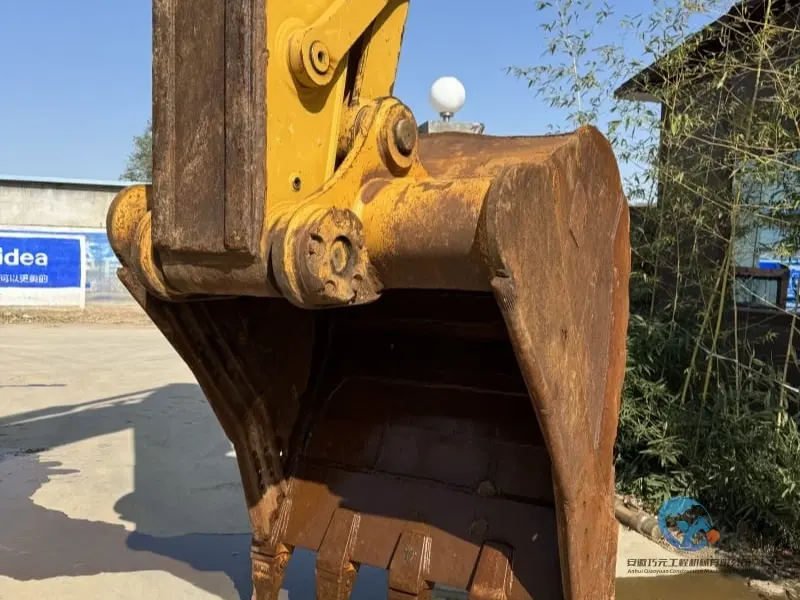 13_Used-Excavator-Caterpillar-336GC-22
