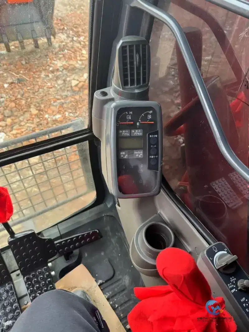 13_Used-Excavator-Hitachi-ZX3505