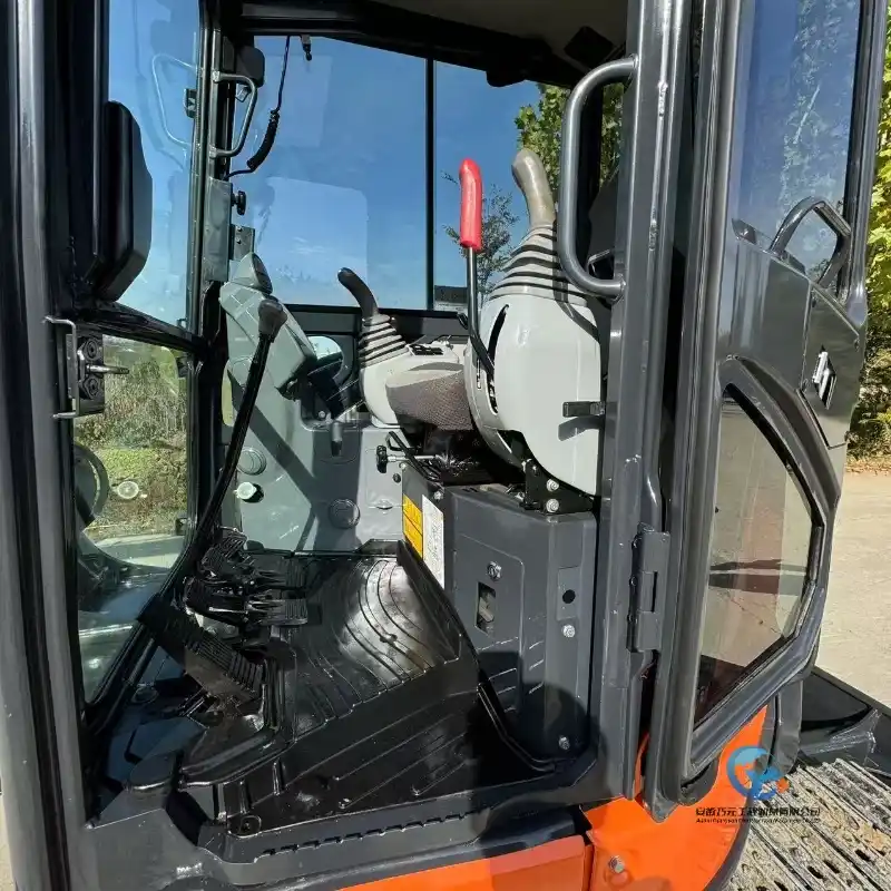 13_Used-Excavator-Hitachi-ZX55U0
