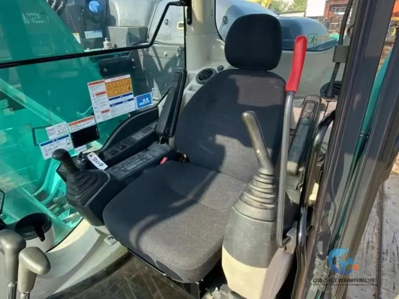 13_Used-Excavator-Kobelco-135SRD-5-16