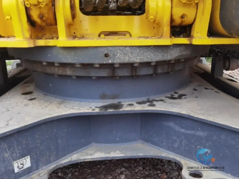 13_Used-Excavator-Kobelco-SK330-6