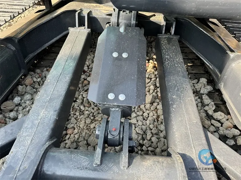 13_Used-Excavator-Kobelco-SK75-6