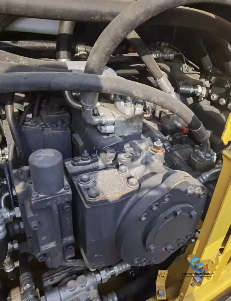 13_Used-Excavator-Komatsu-PC6505