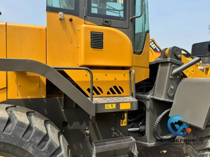 13_Used-Loader-SDLG-936L8_WH_800x600px