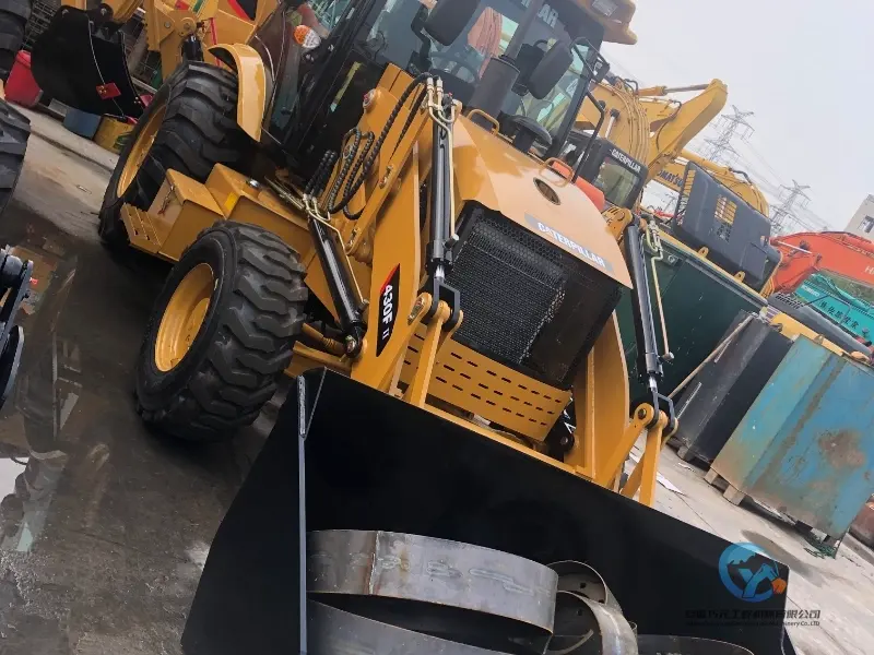 14_Used-Backhoe-Loader-Caterpillar-430F-18
