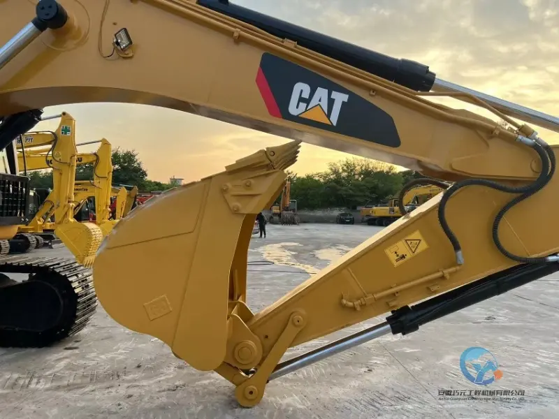 14_Used-Excavator-Caterpillar-336D-13