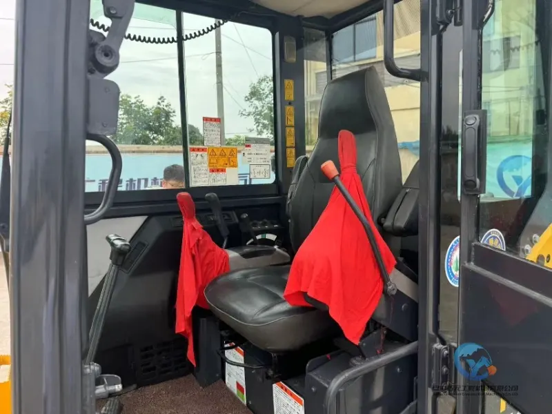 14_Used-Excavator-Komatsu-PC56-4