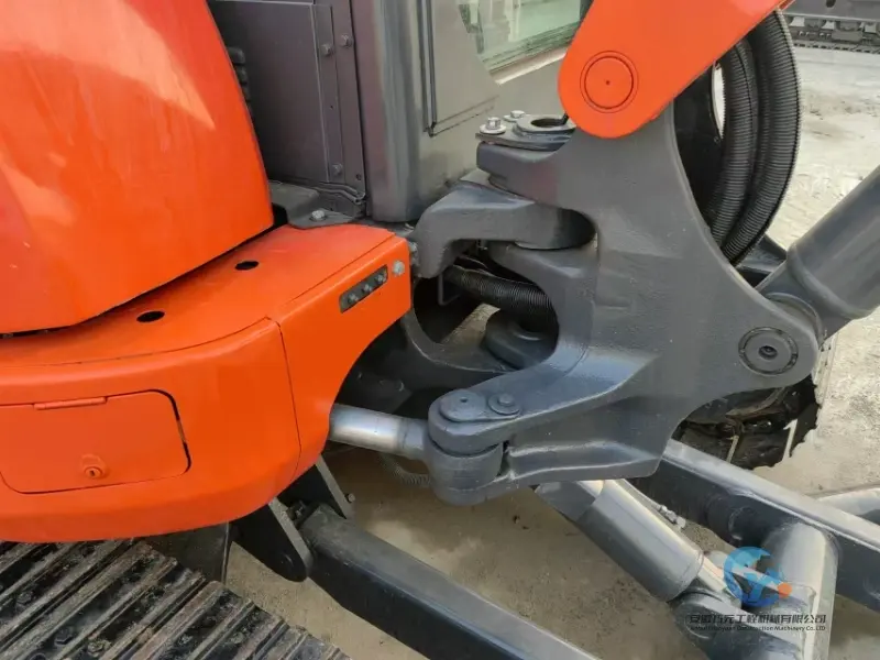 14_Used-Excavator-Kubota-KX163-10