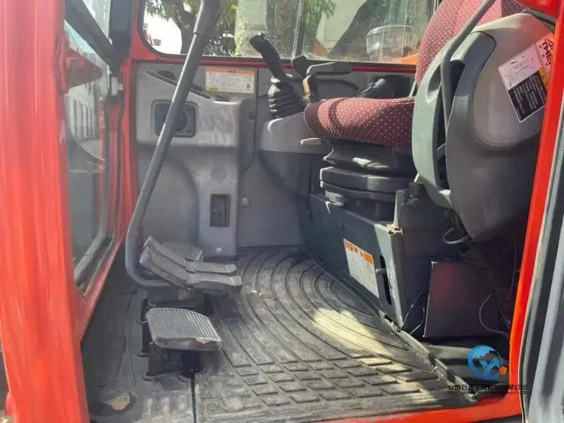 14_Used-Excavator-Kubota-KX1859