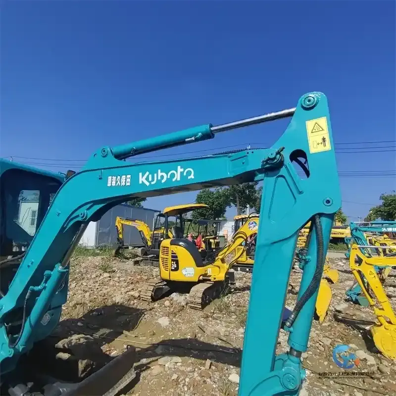 14_Used-Excavator-Kubota-U35S13-2