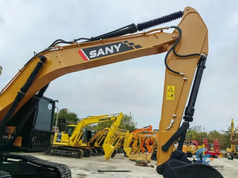 14_Used-Excavator-Sany-215C-15