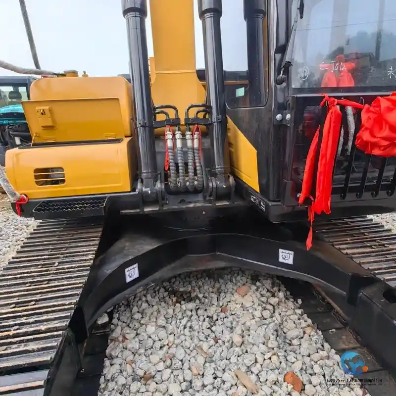 14_Used-Excavator-Sany-SY1353