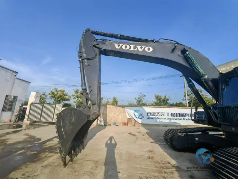 14_Used-Excavator-Volvo-EC300-10
