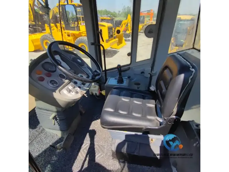 14_Used-Roller-XCMG-XS263J3_WH_800x600px