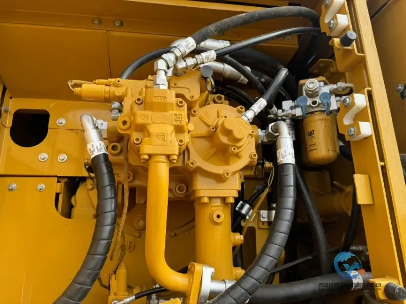 15_Used-Excavator-Caterpillar-349D-8