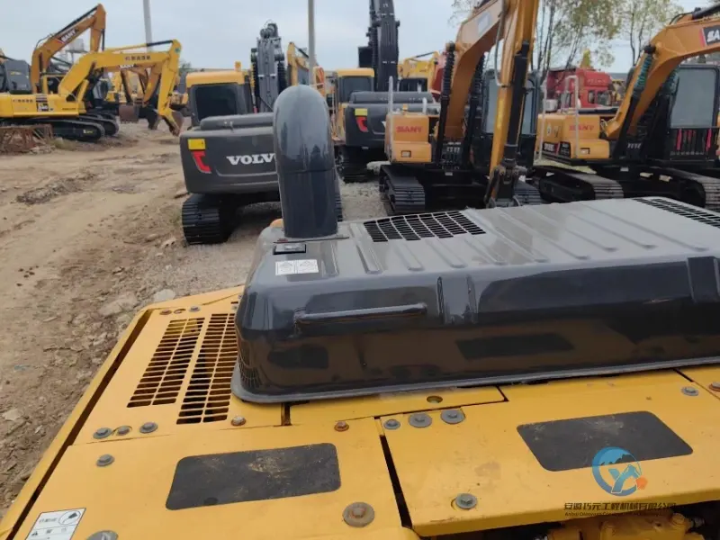 15_Used-Excavator-Komatsu-PC130-8