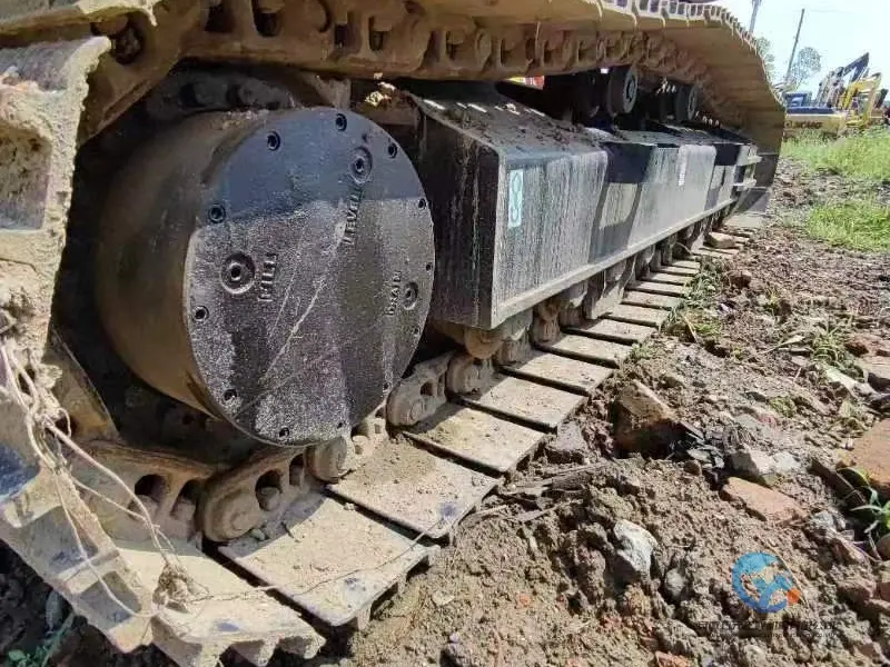 15_Used-Excavator-Sany-235C-11