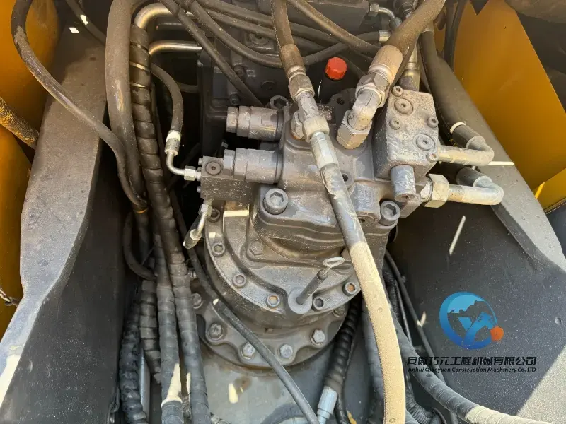 15_Used-Excavator-XCMG-XE215DA12