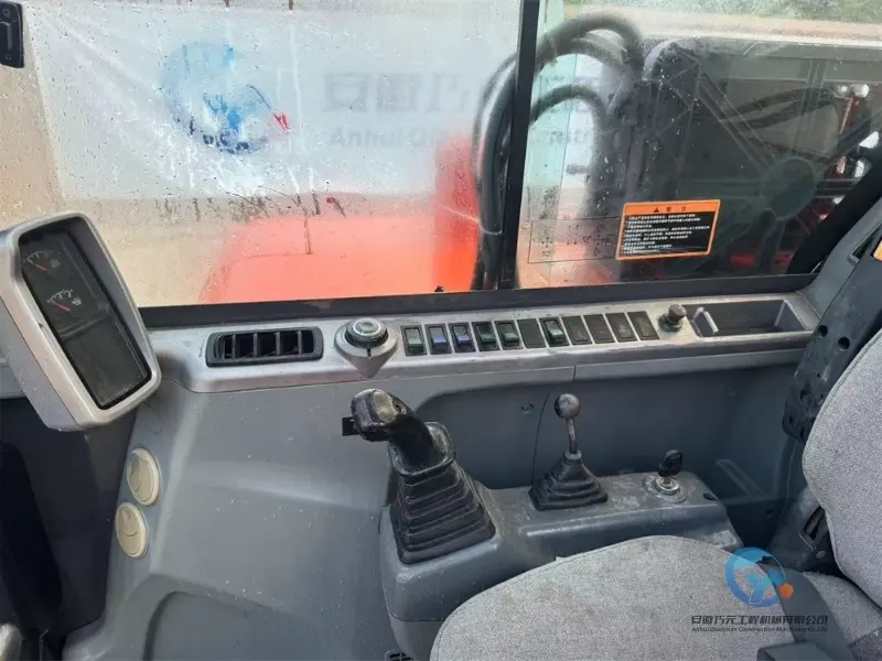 15_Used-excavator-Doosan-DX60-17