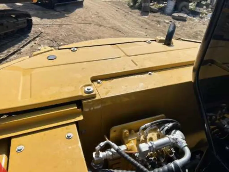 16_Used-Excavator-Caterpillar-307E29