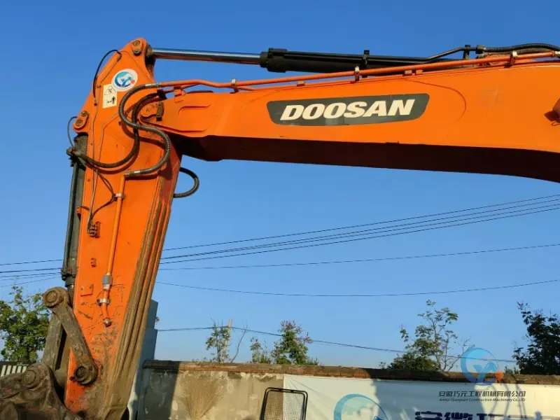 16_Used-Excavator-Doosan-DX380-9-4